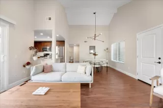 Photo #3: 250032378 Listing 