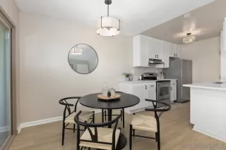 Photo #4: 250032476 Listing