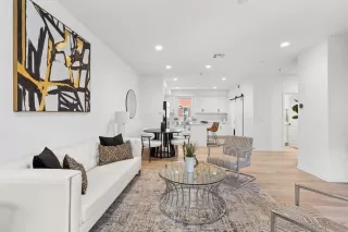 Photo #3: 250032487 Listing 