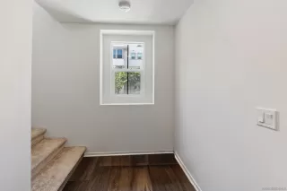 Photo #3: 250032491 Listing