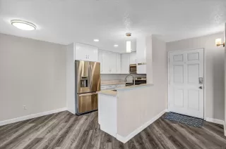 Photo #6: 250032506 Listing