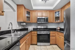 Photo #5: 250032528 Listing