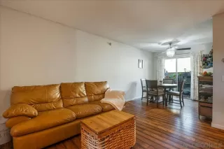 Photo #3: 250032539 Listing 