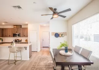 Photo #6: 250032545 Listing