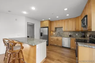 Photo #2: 250032594 Listing