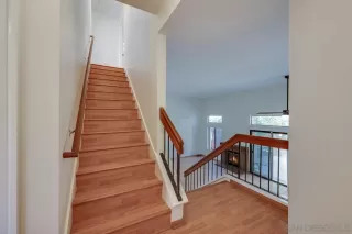 Photo #1: 250032601 Listing