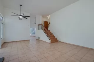 Photo #4: 250032601 Listing