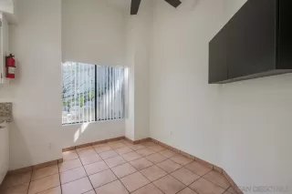 Photo #5: 250032601 Listing