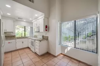 Photo #6: 250032601 Listing