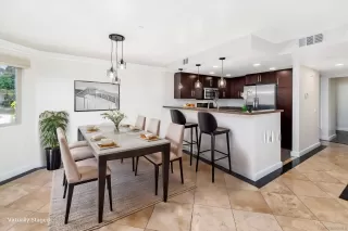 Photo #1: 250032616 Listing 