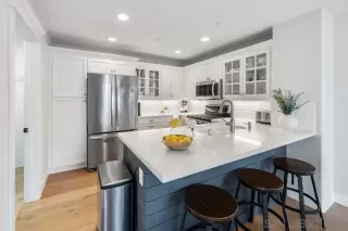 Photo #1: 250032634 Listing 