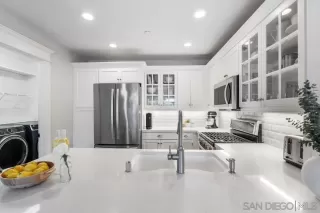 Photo #2: 250032634 Listing 