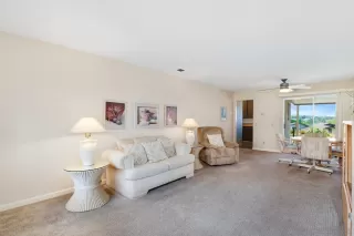 Photo #3: 250032675 Listing 