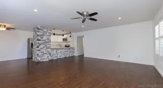 Photo #3: 250032684 Listing