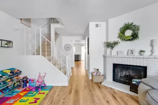 Photo #4: 250032703 Listing