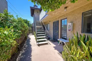 Photo #1: 250032704 Listing