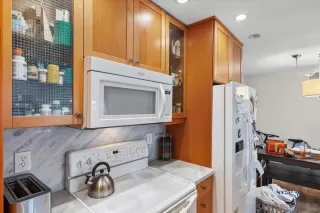 Photo #2: 250032716 Listing