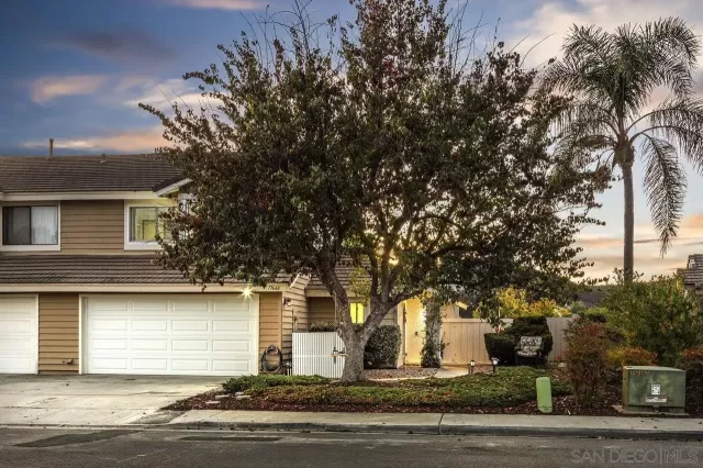 MLS: 250032719 Condo For Sale