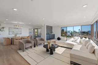 Photo #4: 250032750 Listing