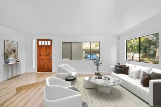 Photo #3: 250032767 Listing 