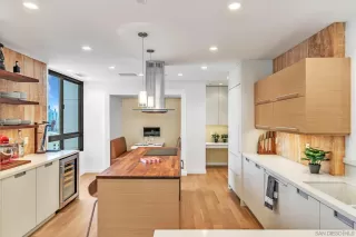 Photo #2: 250032782 Listing