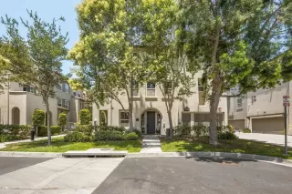 Photo #2: 250032805 Listing