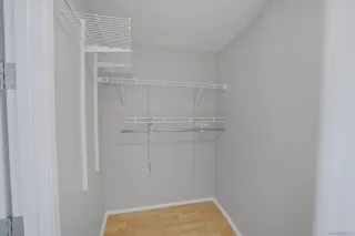 Photo #5: 250032855 Listing