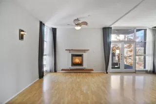 Photo #6: 250032855 Listing