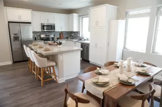 Photo #1: 250032923 Listing