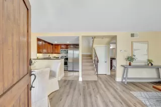 Photo #5: 250032947 Listing 