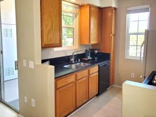 Photo #6: 250032964 Listing