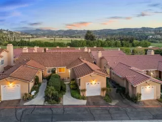 Photo #2: 250032979 Listing 