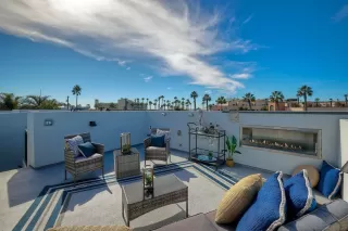 Photo #1: 250033044 Listing 