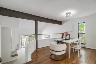 Photo #5: 250033071 Listing