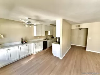 Photo #3: 250033081 Listing 