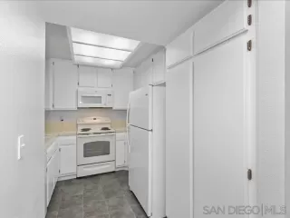 Photo #6: 250033098 Listing