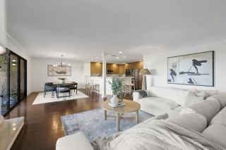 Photo #4: 250033103 Listing