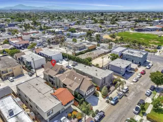 Photo #3: 250033108 Listing