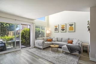 Photo #6: 250033145 Listing