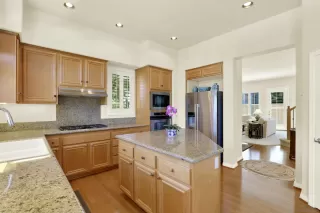 Photo #6: 250033188 Listing 