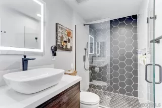 Photo #6: 250033217 Listing 