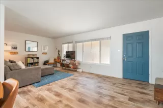 Photo #4: 250033233 Listing