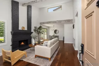 Photo #4: 250033286 Listing