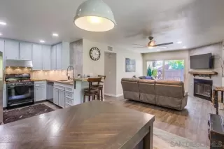 Photo #2: 250033296 Listing