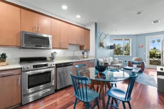 Photo #2: 250033320 Listing 