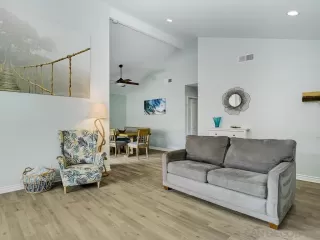 Photo #2: 250033335 Listing