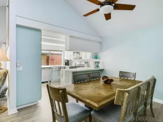 Photo #5: 250033335 Listing