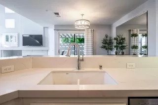 Photo #4: 250033341 Listing