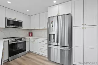 Photo #6: 250033351 Listing