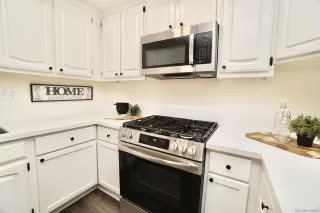 Photo #6: 250033352 Listing